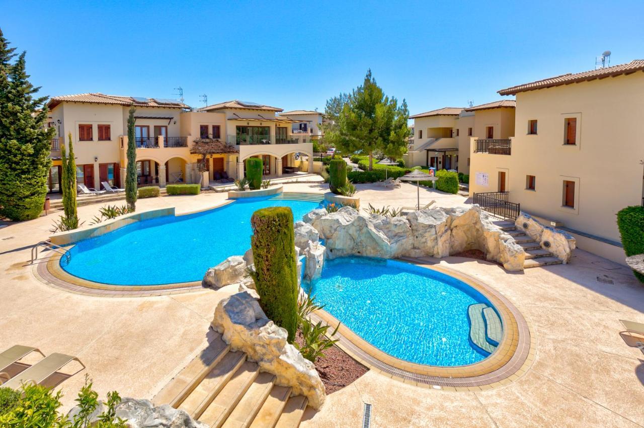 2 Bedroom Apartment Thalassa With Sea And Sunset Views, Aphrodite Hills Resort Куклия Экстерьер фото