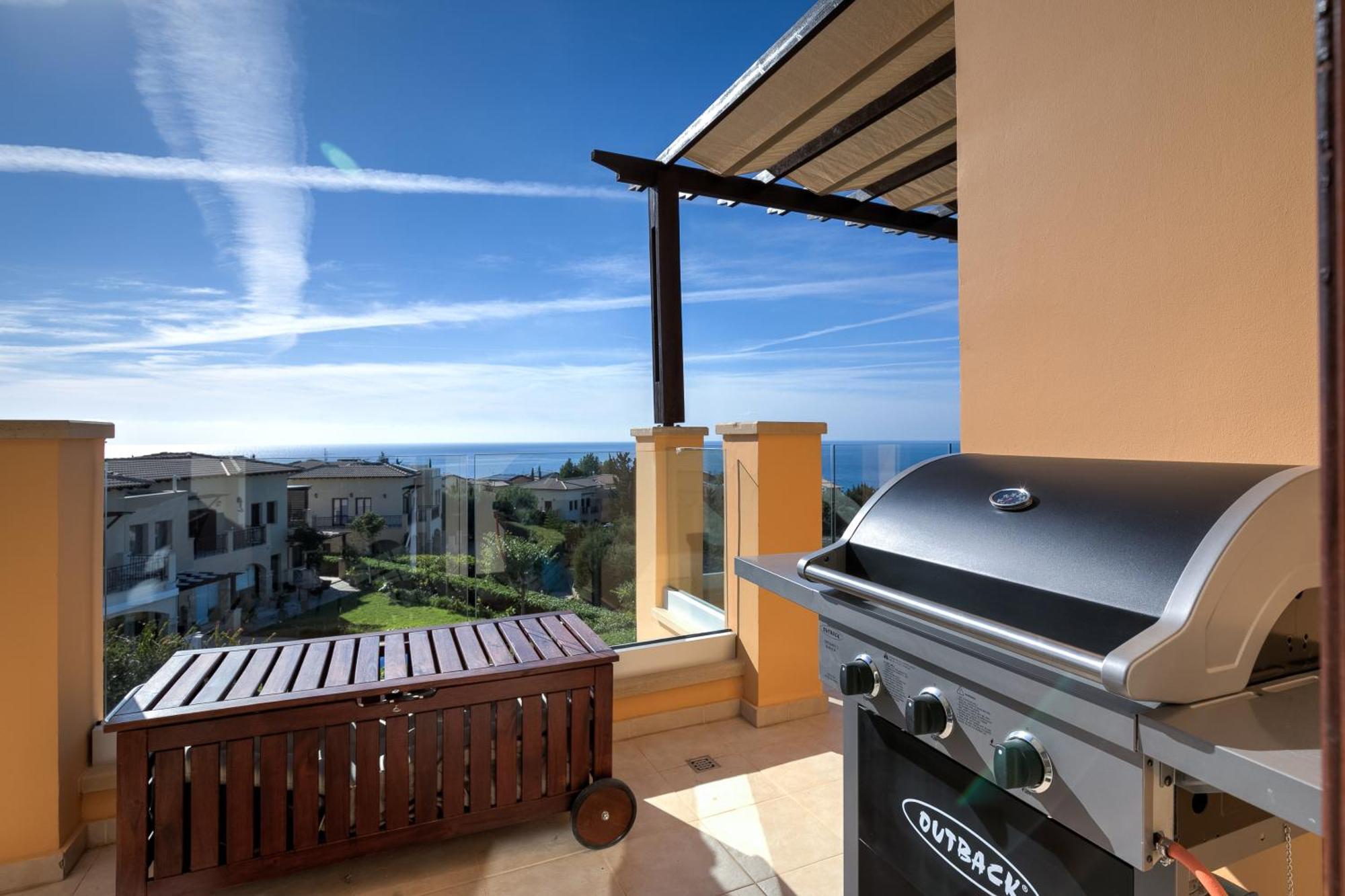 2 Bedroom Apartment Thalassa With Sea And Sunset Views, Aphrodite Hills Resort Куклия Экстерьер фото