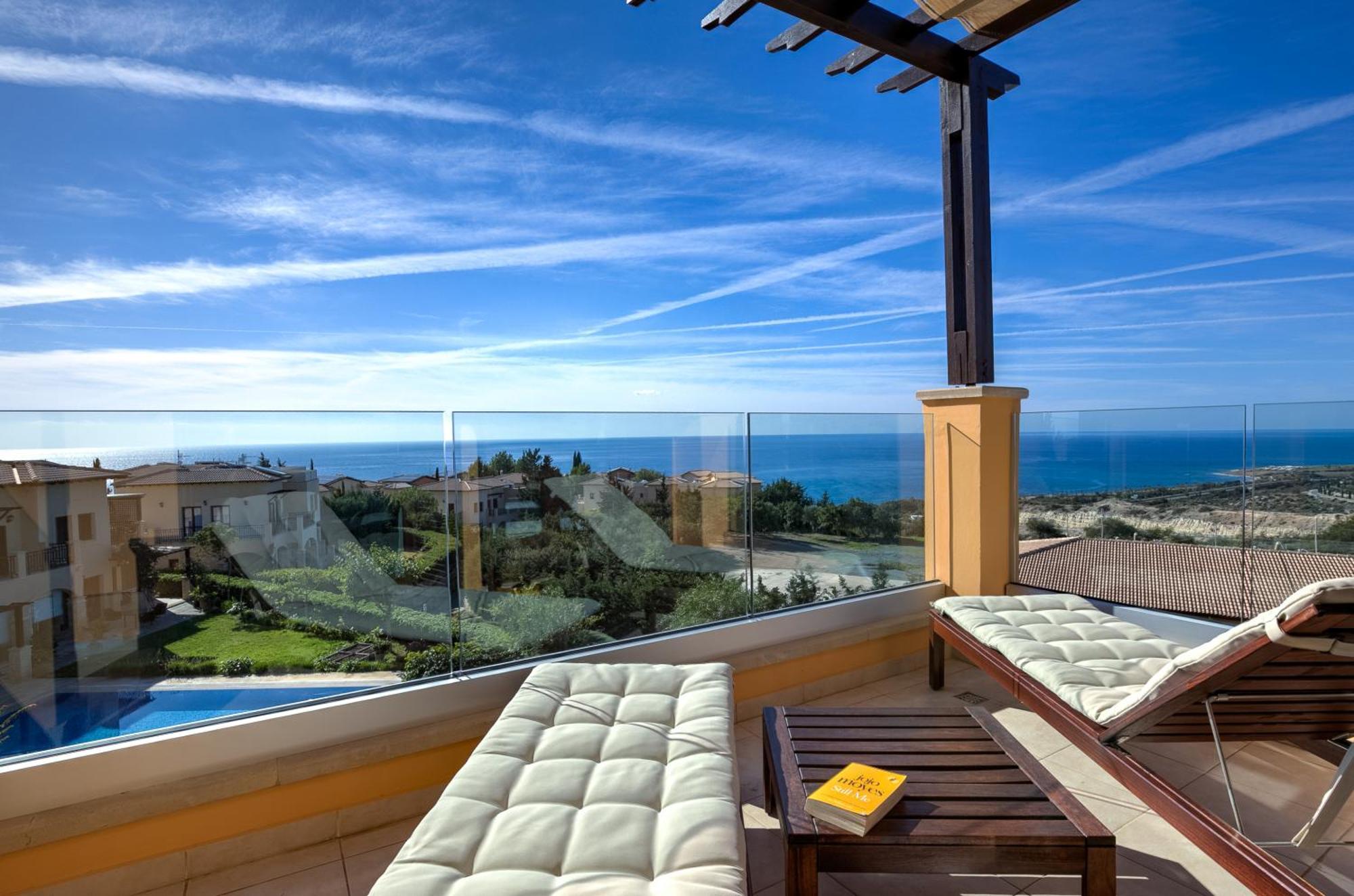 2 Bedroom Apartment Thalassa With Sea And Sunset Views, Aphrodite Hills Resort Куклия Экстерьер фото