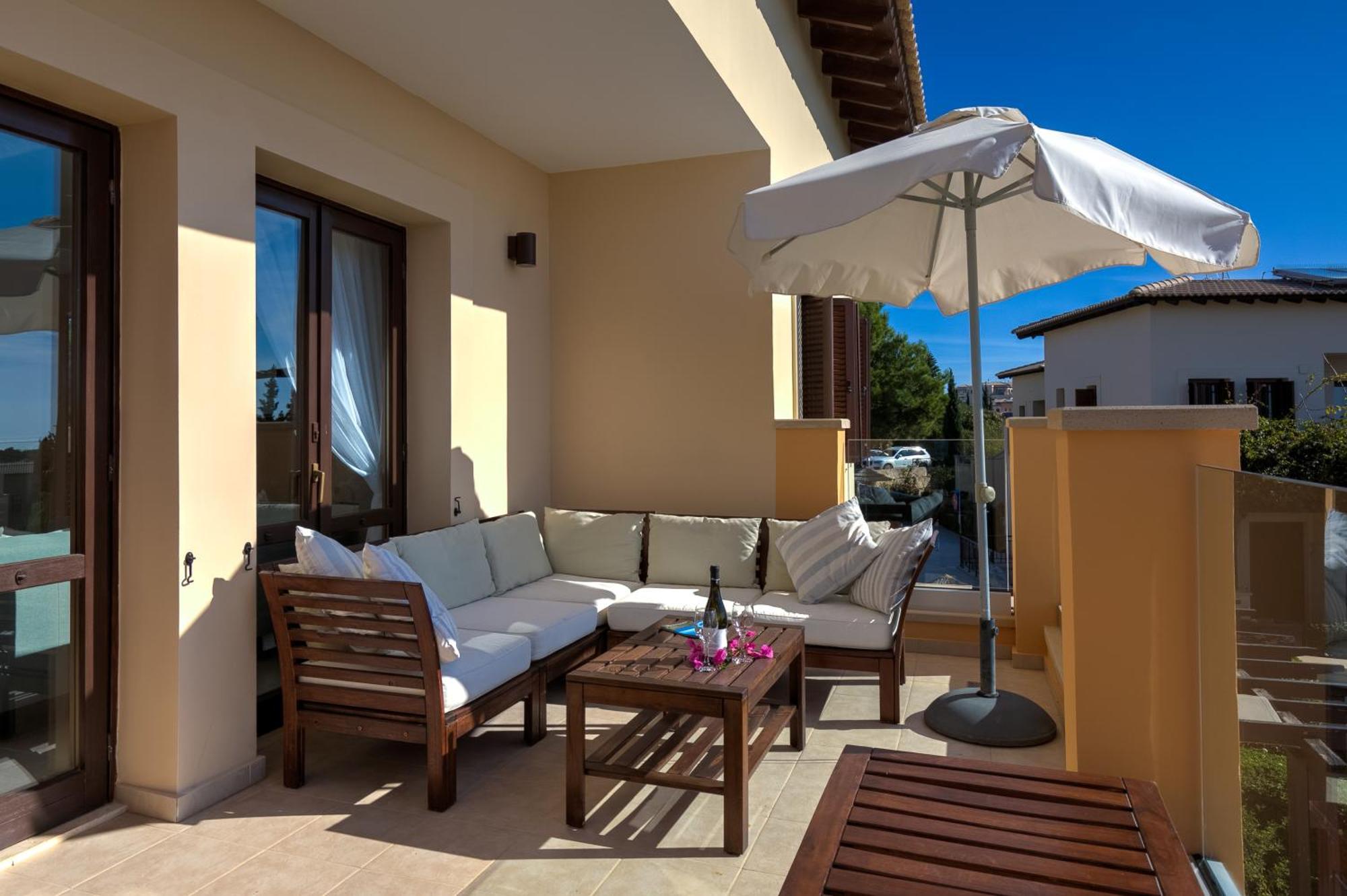 2 Bedroom Apartment Thalassa With Sea And Sunset Views, Aphrodite Hills Resort Куклия Экстерьер фото