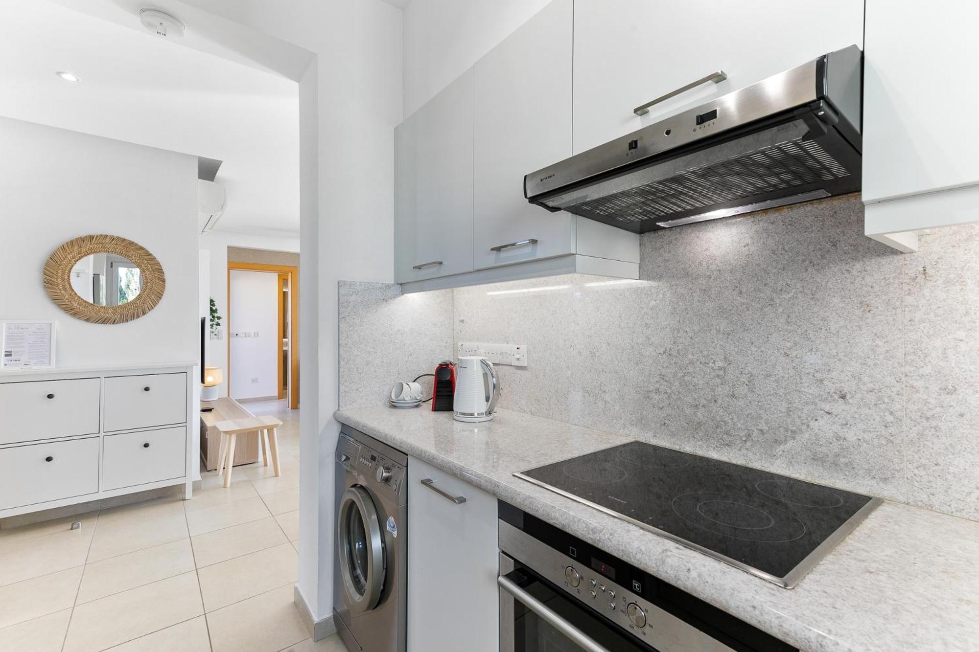 2 Bedroom Apartment Thalassa With Sea And Sunset Views, Aphrodite Hills Resort Куклия Экстерьер фото